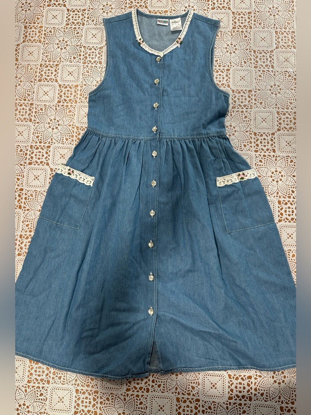 Vintage Fashion Essential Girls 12-14 Chambray Button Front Prairie Dress